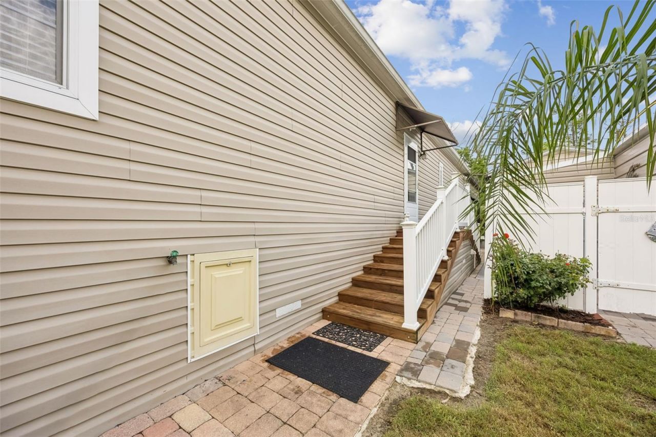 329 Paradise Circle , Satsuma, FL 32189 Photo