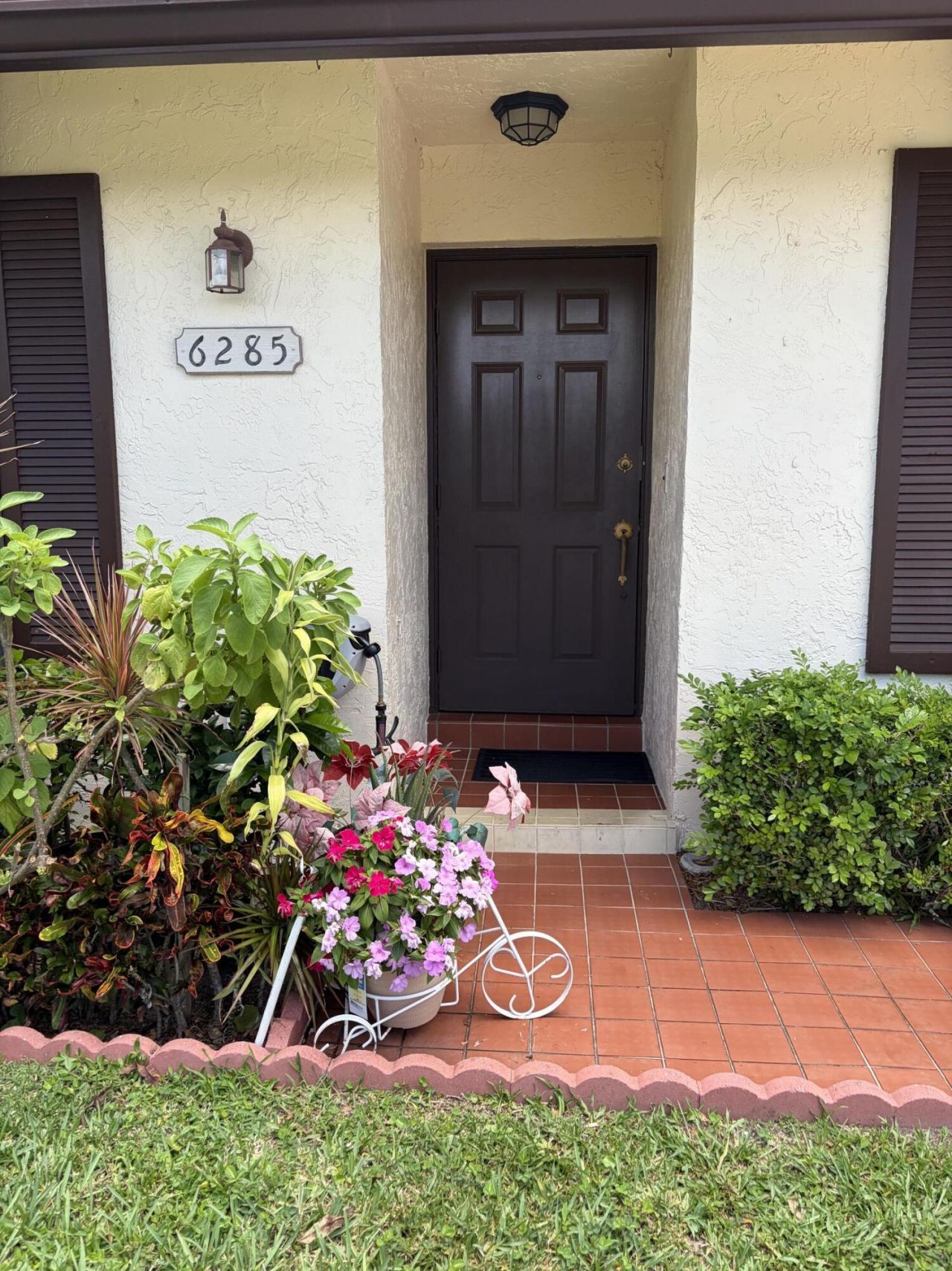 6285 Tall Cypress Circle, Greenacres, FL 33463 Photo