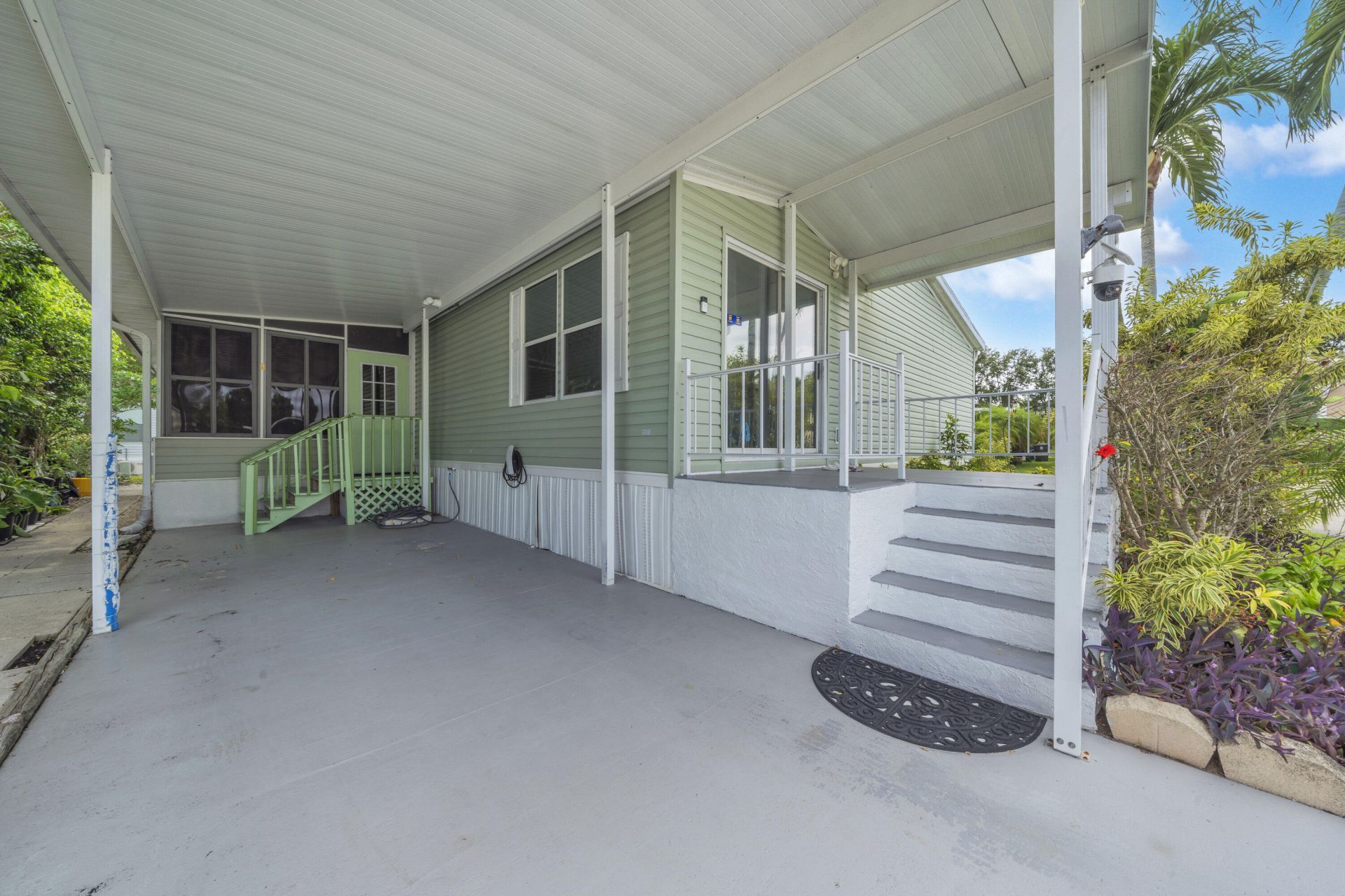 59 Plantation Blvd, Lake Worth, FL 33467 Photo