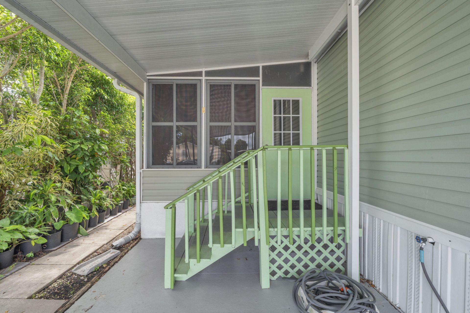 59 Plantation Blvd, Lake Worth, FL 33467 Photo