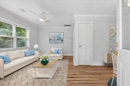 1757 Skinner Avenue photo 4