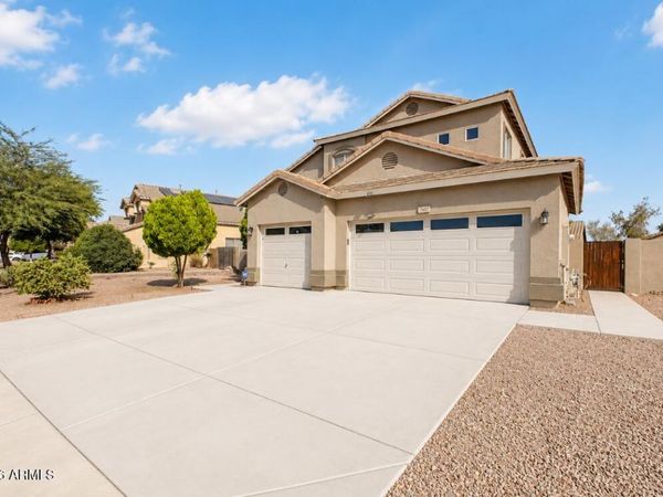 7607 W STATE Avenue, Glendale, AZ 85303