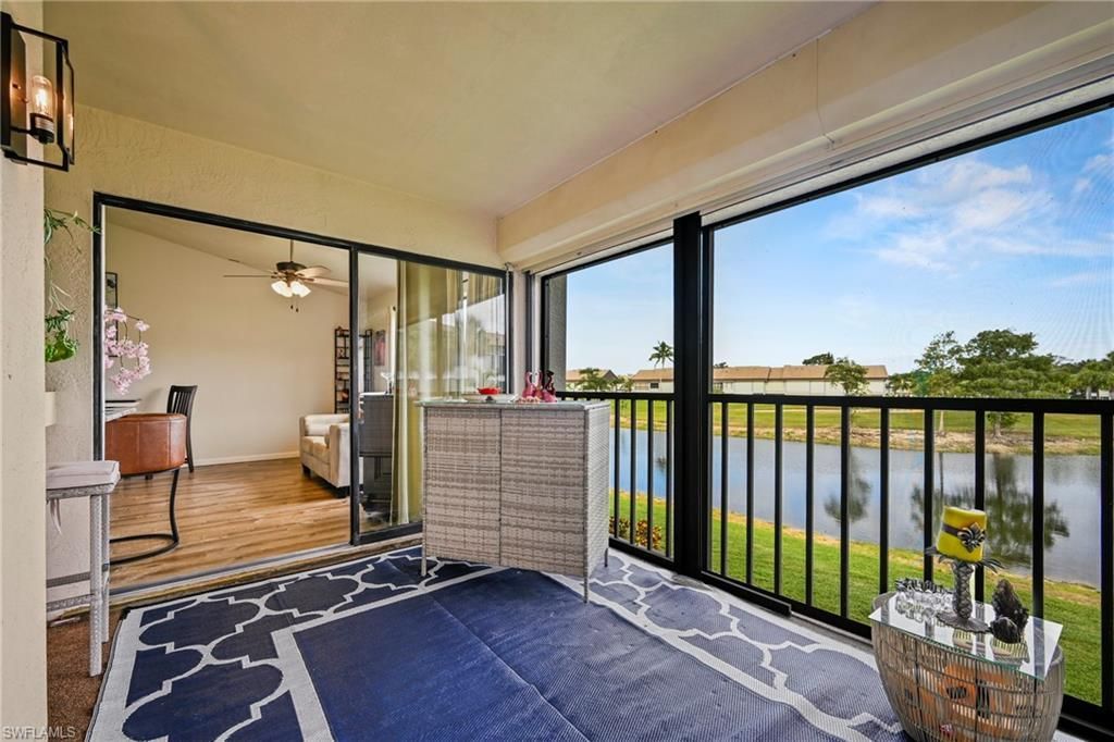 5830 Trailwinds Dr, Unit 824, Fort Myers, FL 33907 Photo