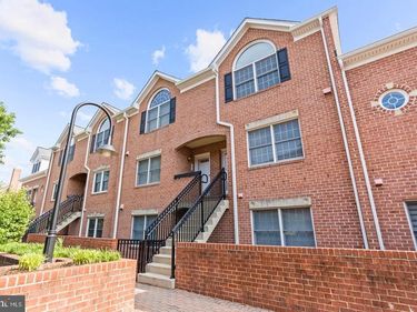 6908 FAIRFAX DRIVE, Unit 306, ARLINGTON, VA 22213