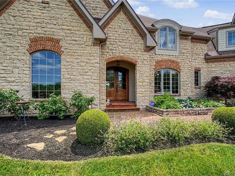 3051 E Spring Valley Paintersville Road, Xenia, OH 45385 Photo 3