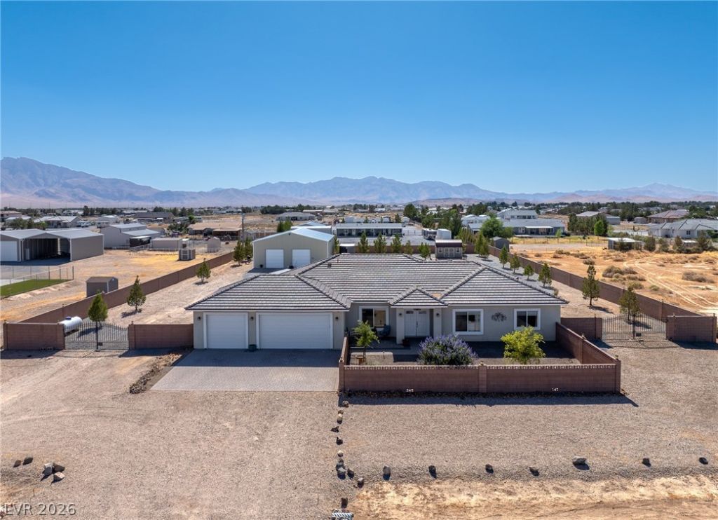 3660 S. Rebel Avenue , Pahrump, NV 89048