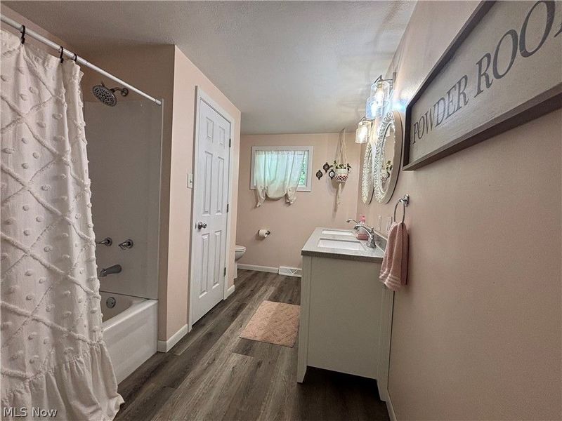 6601 Mapleton Street SE, East Canton, OH 44730 Photo 19