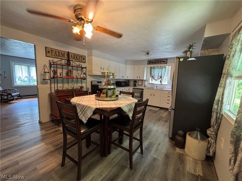 6601 Mapleton Street SE, East Canton, OH 44730 Photo 7