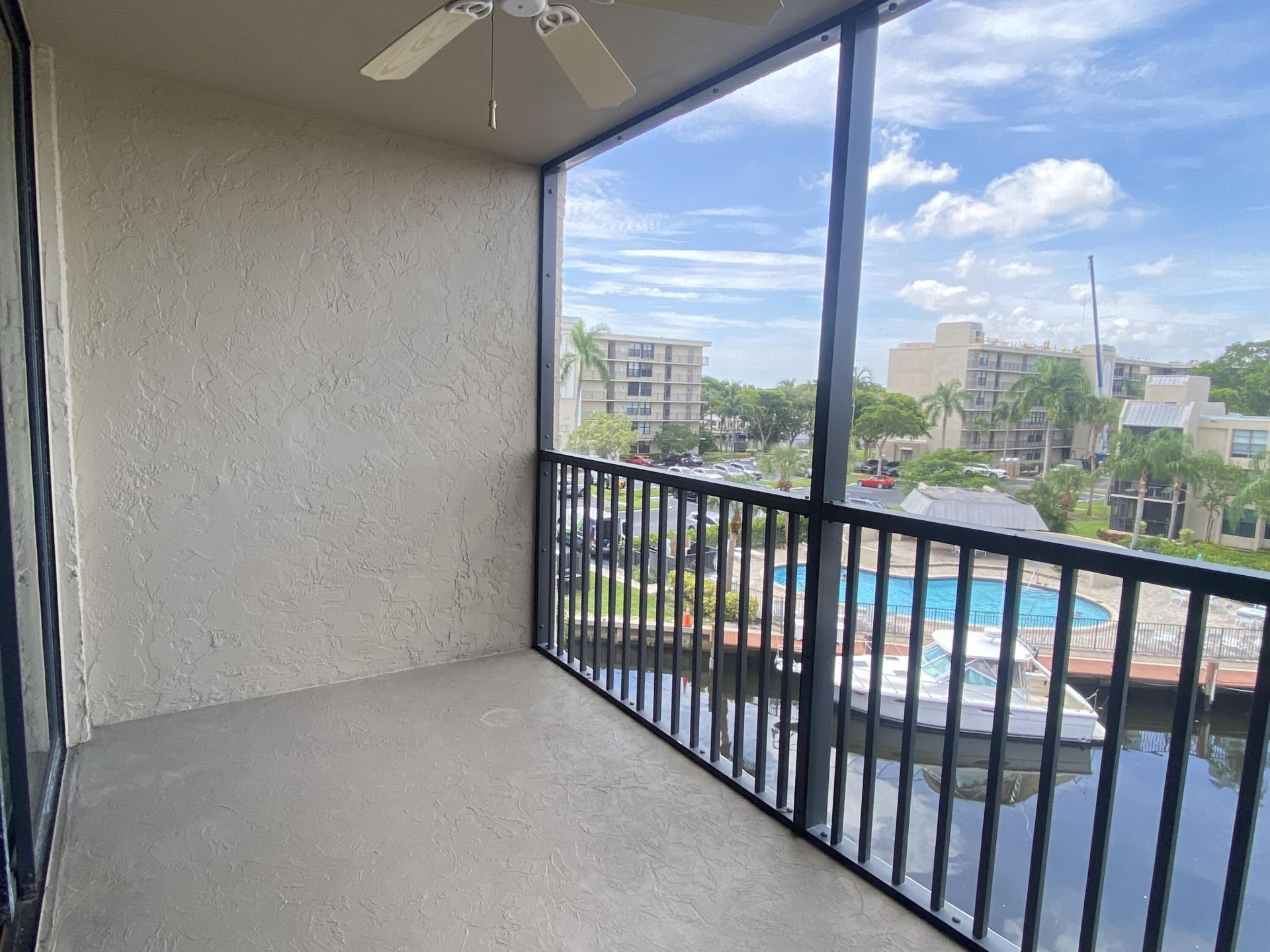9 Royal Palm Way, Unit 403, Boca Raton, FL 33432 Photo