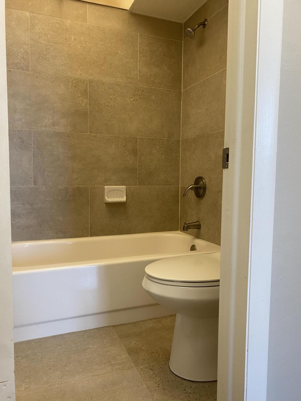 9 Royal Palm Way, Unit 403, Boca Raton, FL 33432 Photo