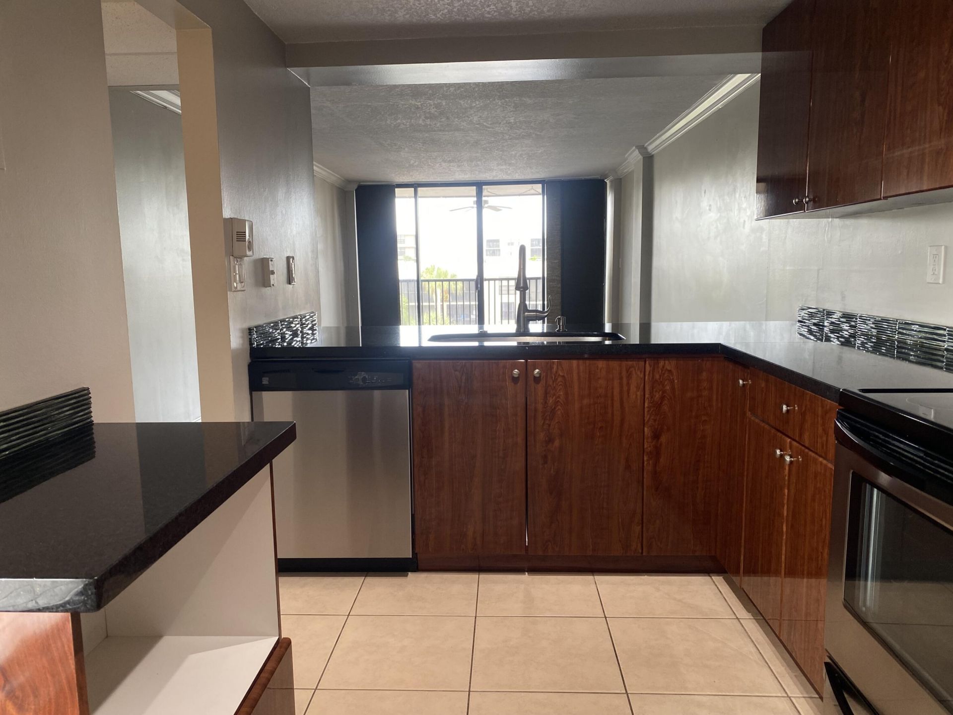9 Royal Palm Way, Unit 403, Boca Raton, FL 33432 Photo