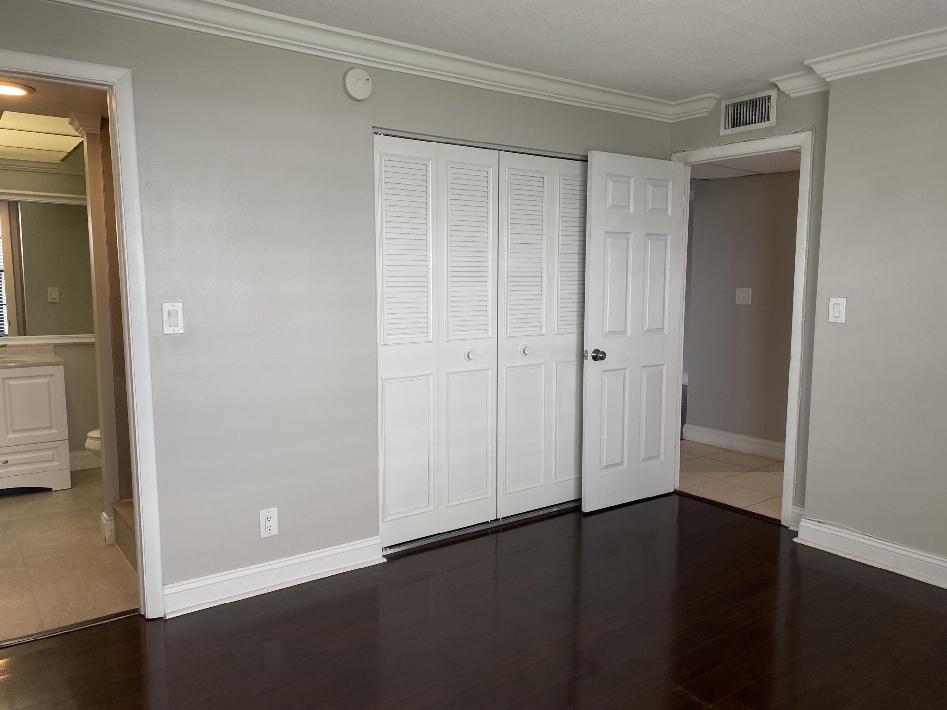 9 Royal Palm Way, Unit 403, Boca Raton, FL 33432 Photo