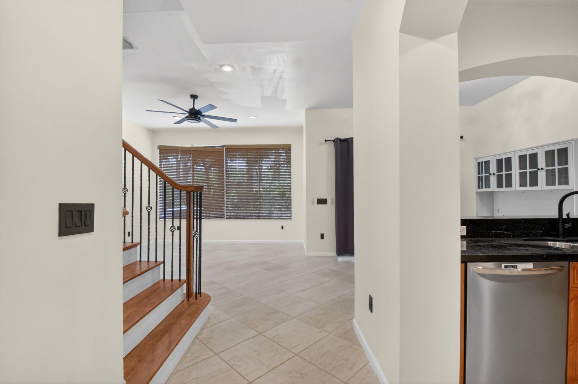6421 Bella Circle, Unit 303, Boynton Beach, FL 33437 Photo