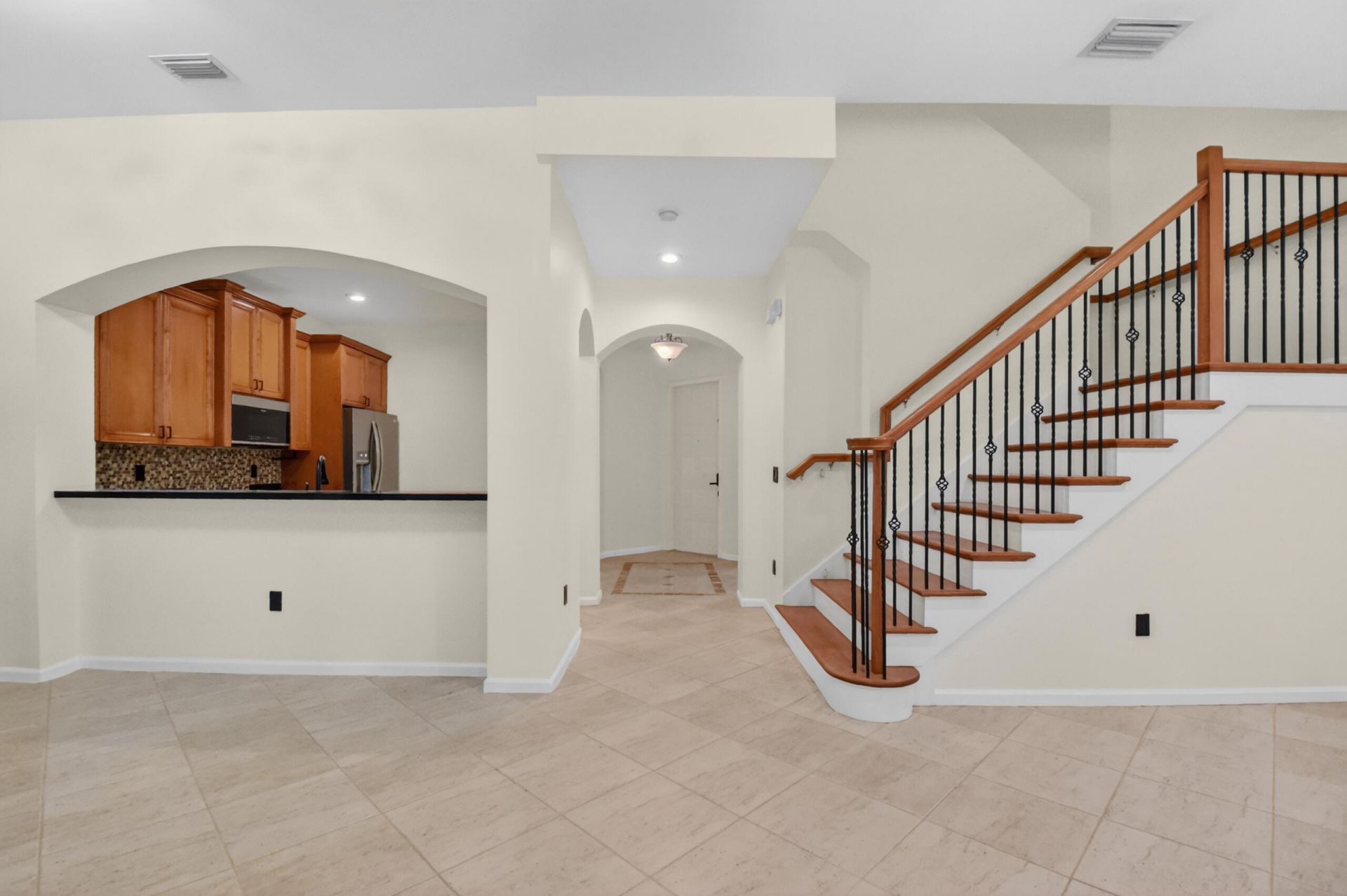 6421 Bella Circle, Unit 303, Boynton Beach, FL 33437 Photo
