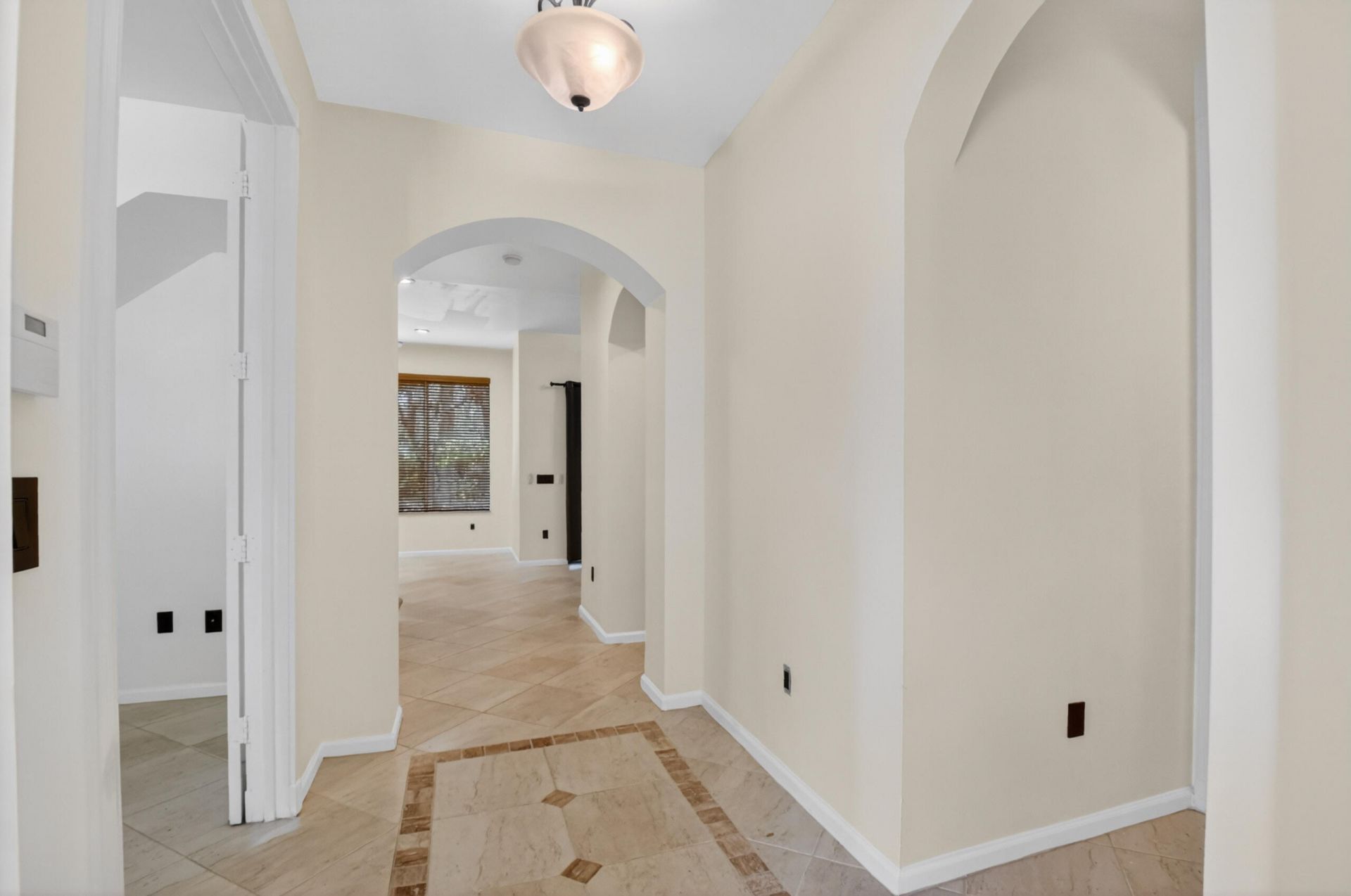 6421 Bella Circle, Unit 303, Boynton Beach, FL 33437 Photo