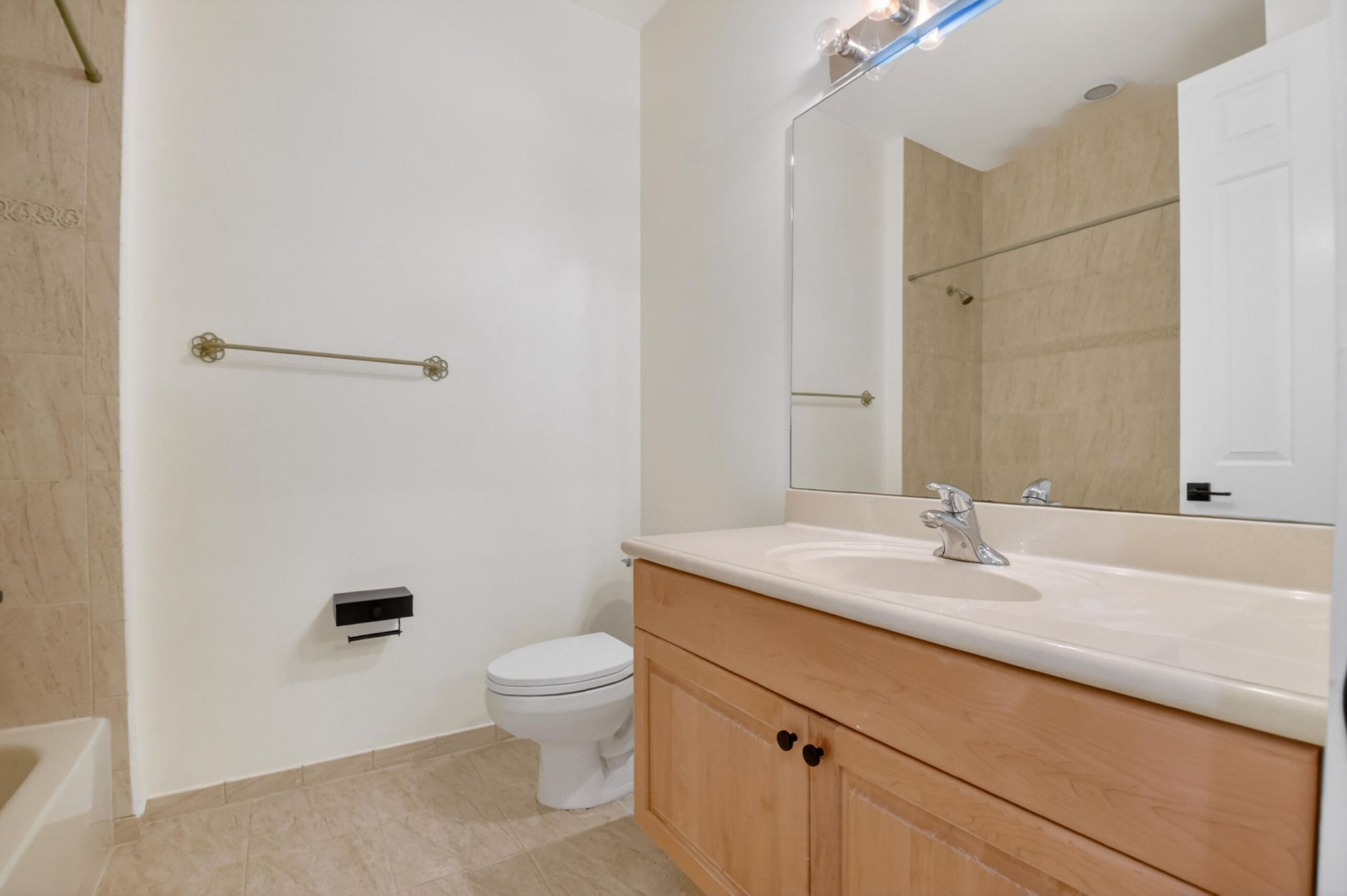 6421 Bella Circle, Unit 303, Boynton Beach, FL 33437 Photo