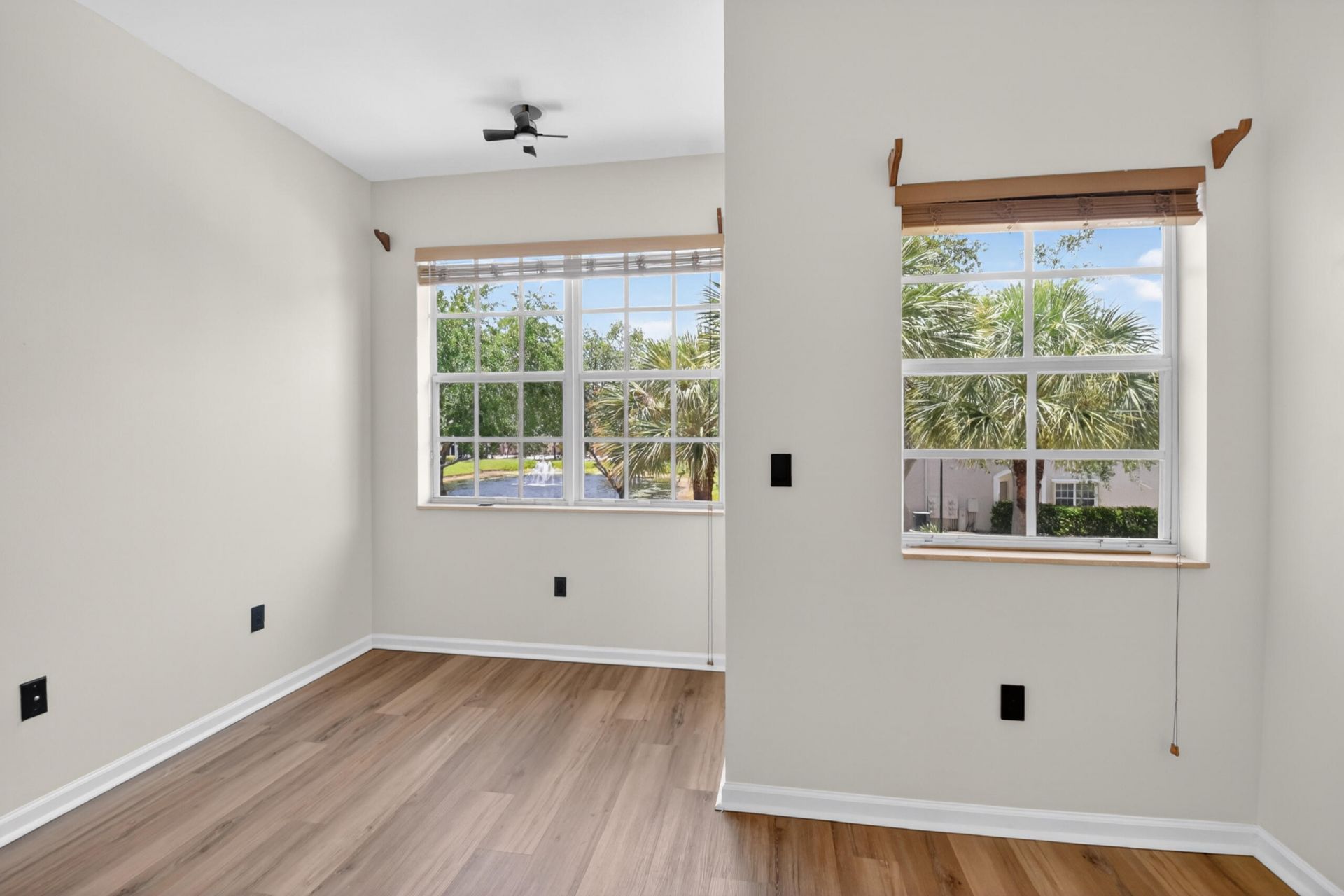 6421 Bella Circle, Unit 303, Boynton Beach, FL 33437 Photo