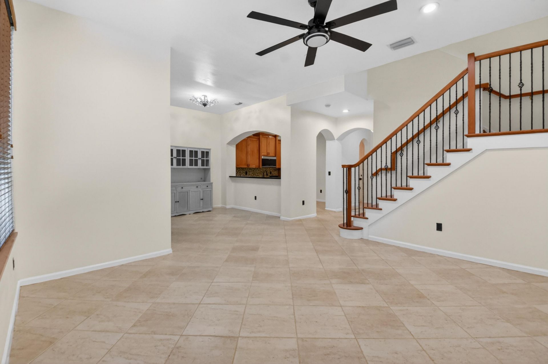 6421 Bella Circle, Unit 303, Boynton Beach, FL 33437 Photo