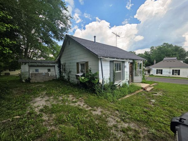 1101 N Oakland Avenue , Mountain Grove, MO 65711