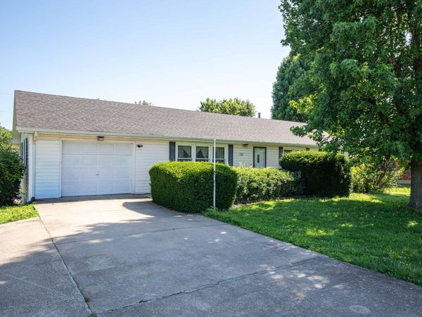 202 E Hospital Road, El Dorado Springs, MO 64744