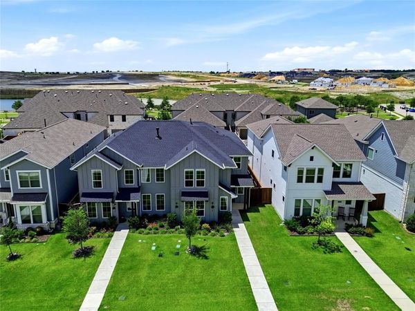 2240 Drake Street , Fort Worth, TX 76008