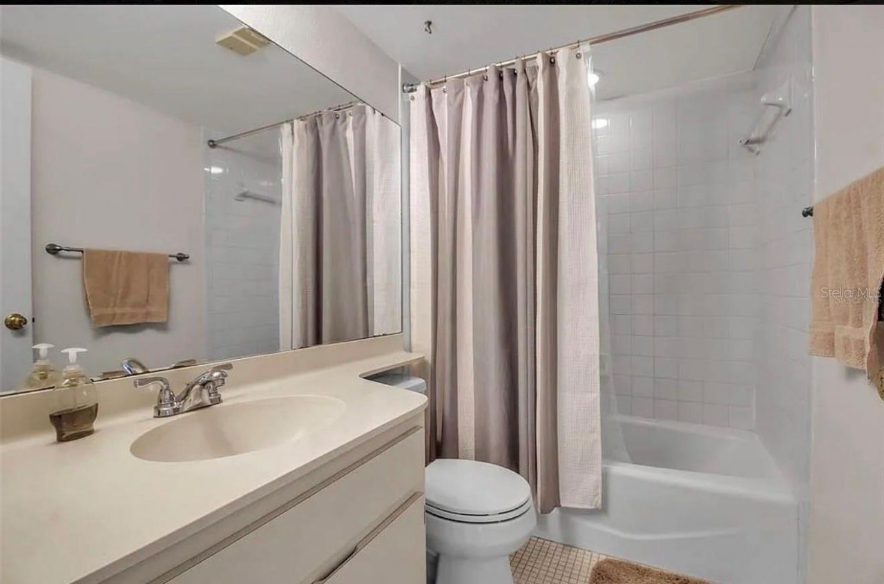 5420 Swift Road, Unit 38, Sarasota, FL 34231 Photo