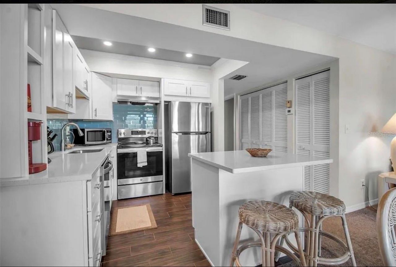 5420 Swift Road, Unit 38, Sarasota, FL 34231 Photo