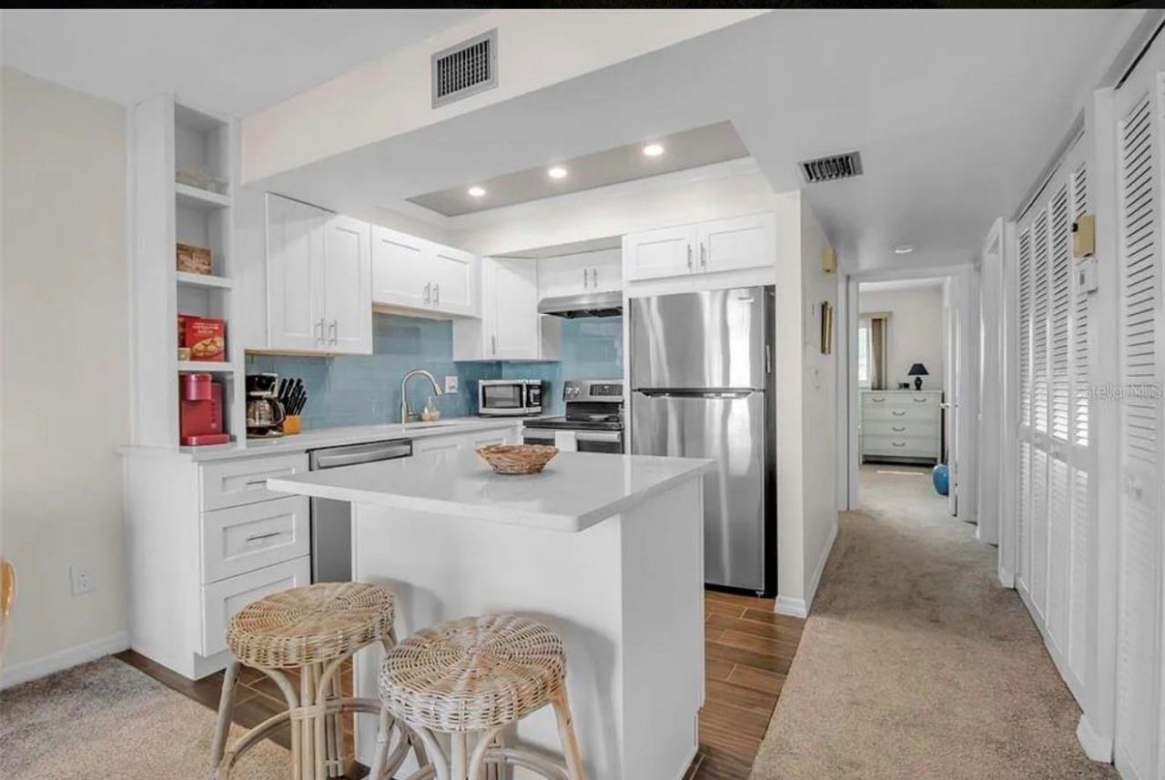 5420 Swift Road, Unit 38, Sarasota, FL 34231 Photo