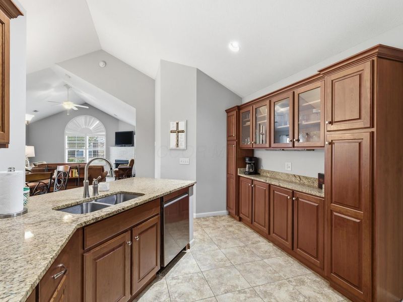 1553 Bridgewater Way S, Mansfield, OH 44906 Photo 9
