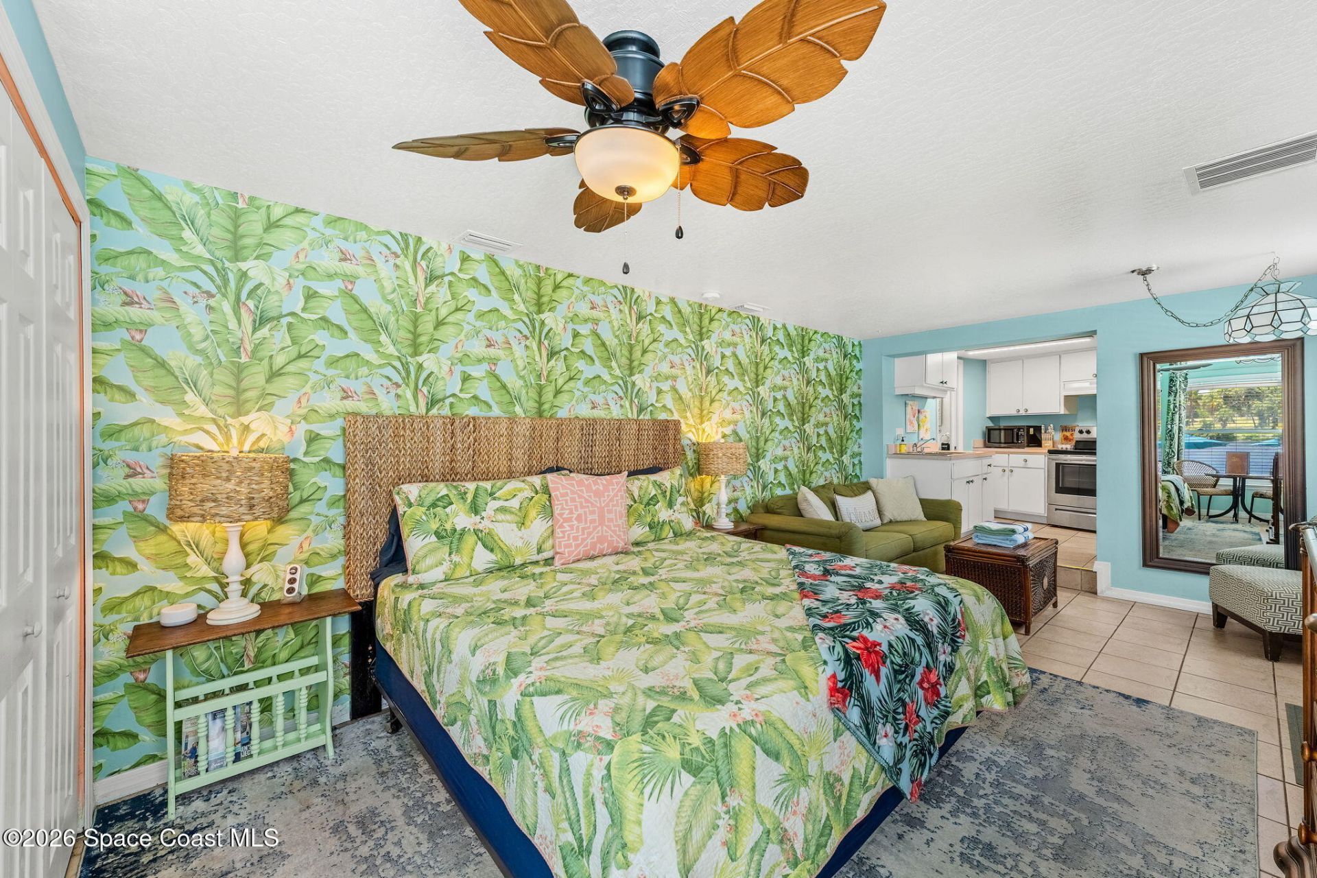 907 E Melbourne Avenue , Melbourne, FL 32901 Photo