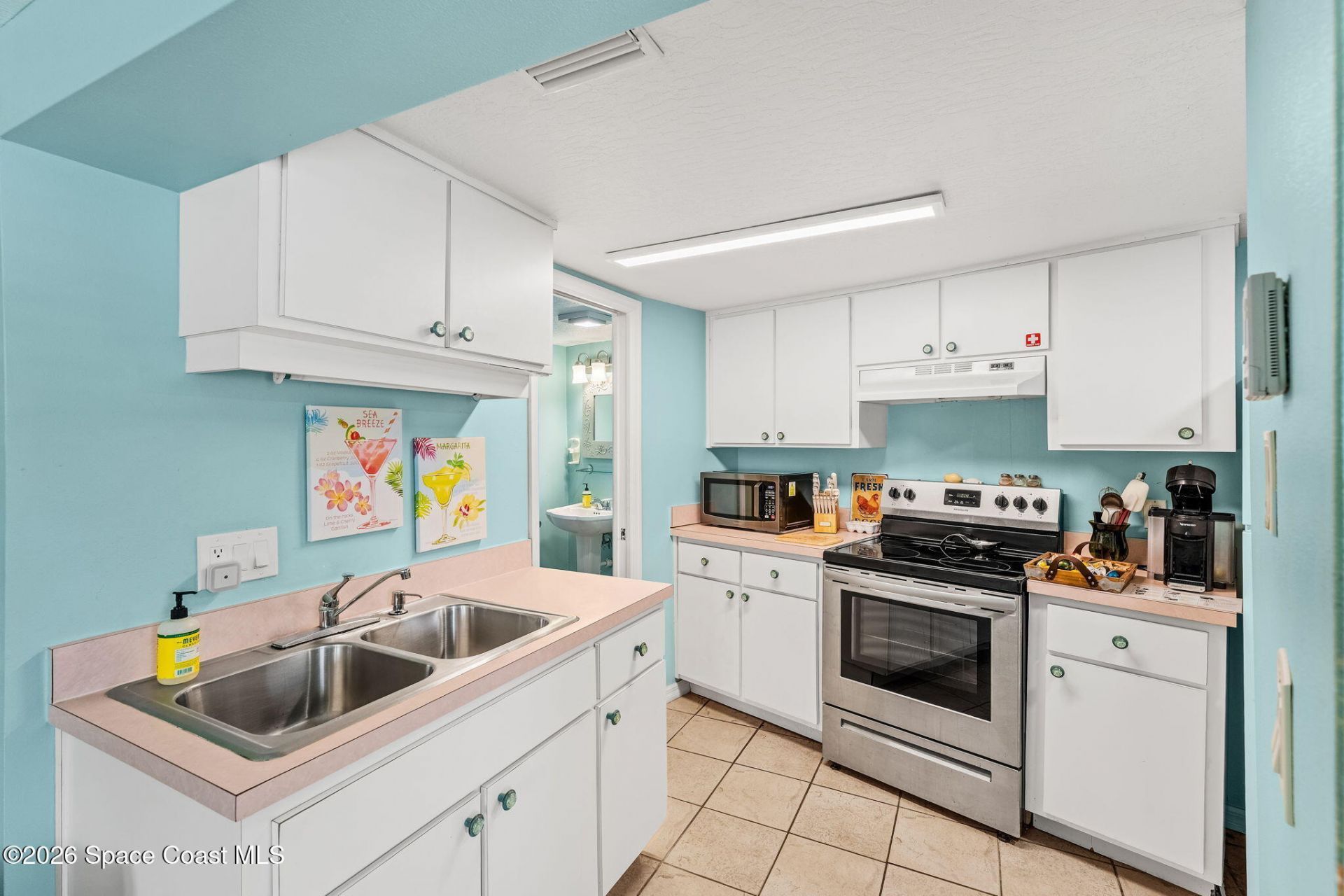 907 E Melbourne Avenue , Melbourne, FL 32901 Photo