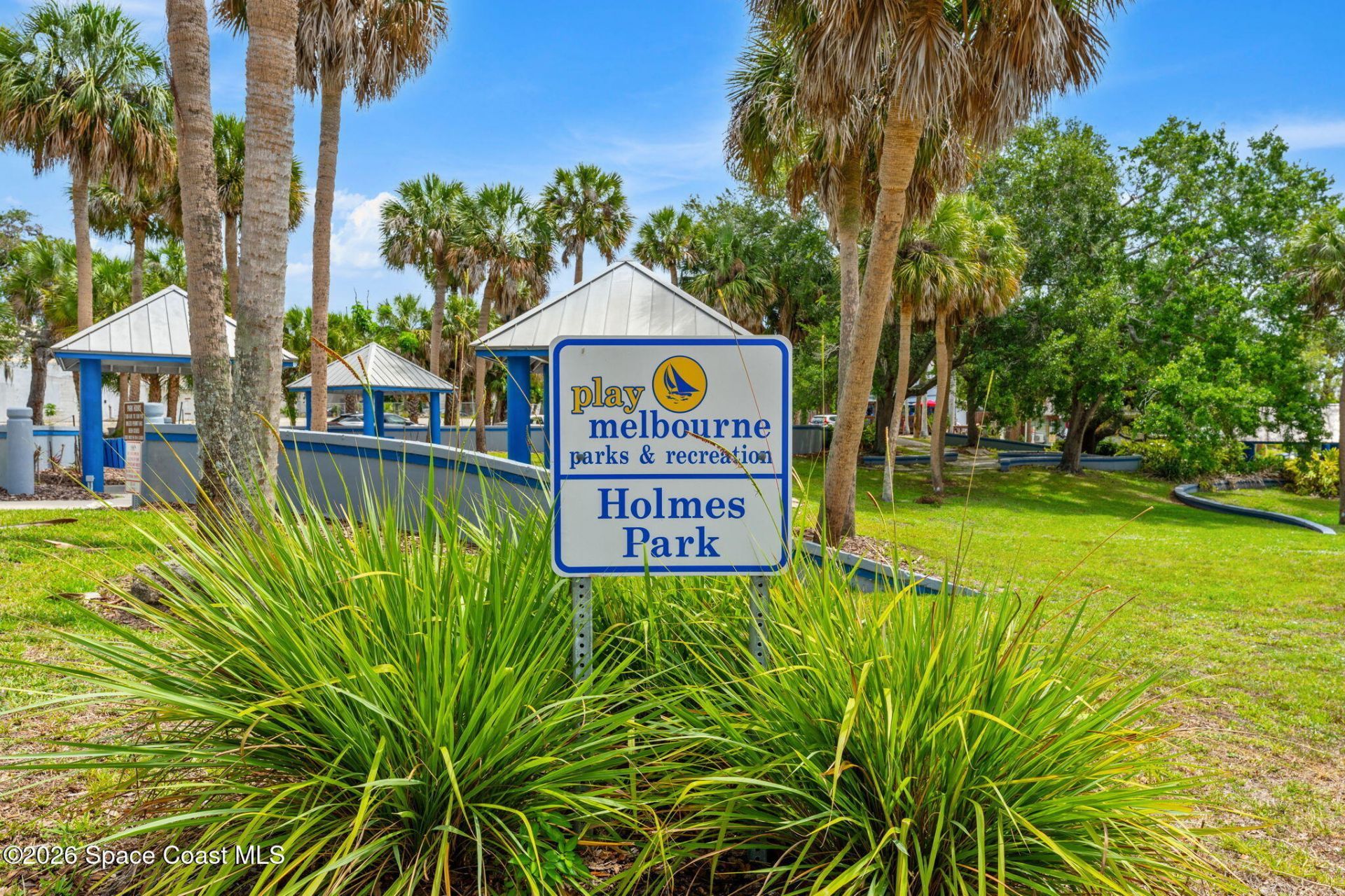 907 E Melbourne Avenue , Melbourne, FL 32901 Photo