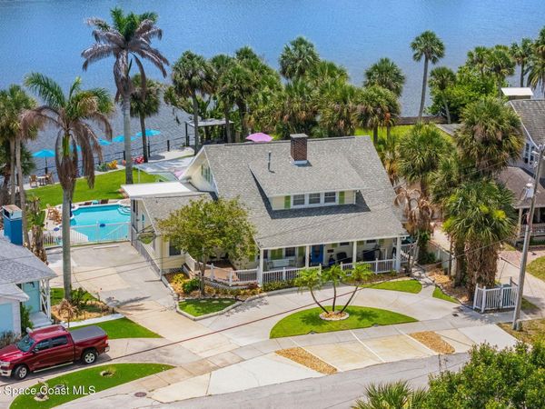 907 E Melbourne Avenue , Melbourne, FL 32901
