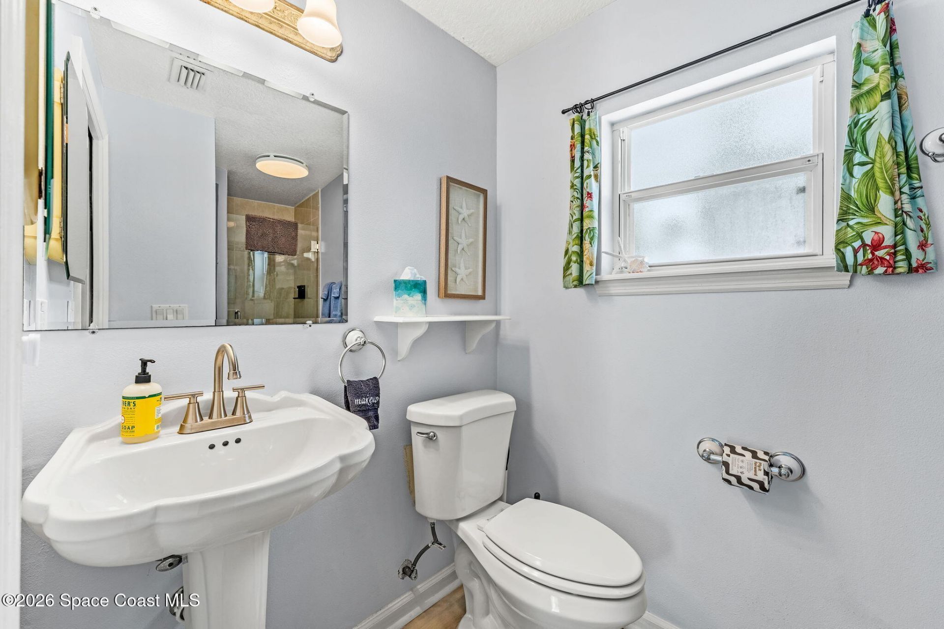 907 E Melbourne Avenue , Melbourne, FL 32901 Photo