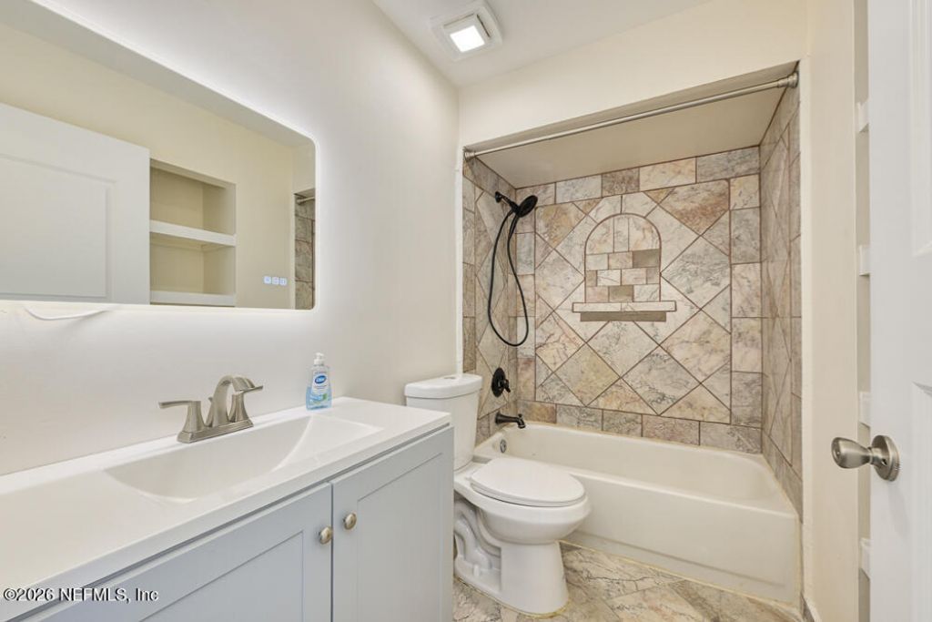 7728 Lynchburg Court W, Jacksonville, FL 32277 Photo