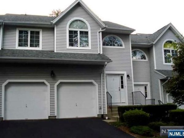 11 Schill Place, HILLSDALE, NJ 07642
