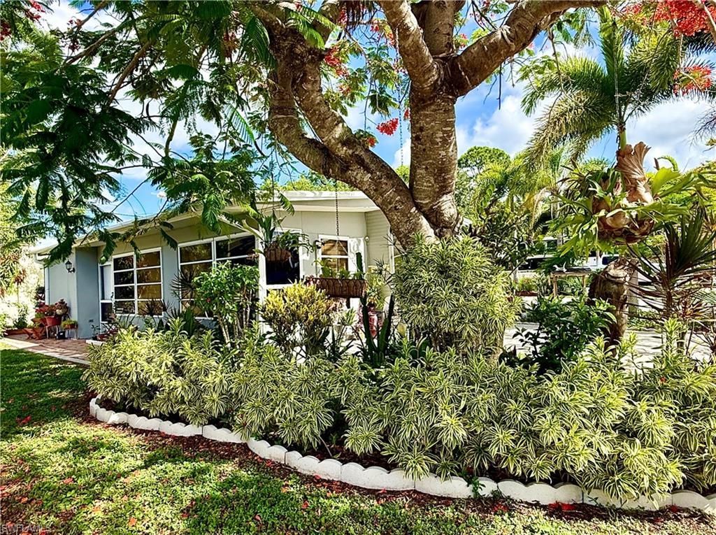 133 Redwood Ln, Naples, FL 34114 Photo