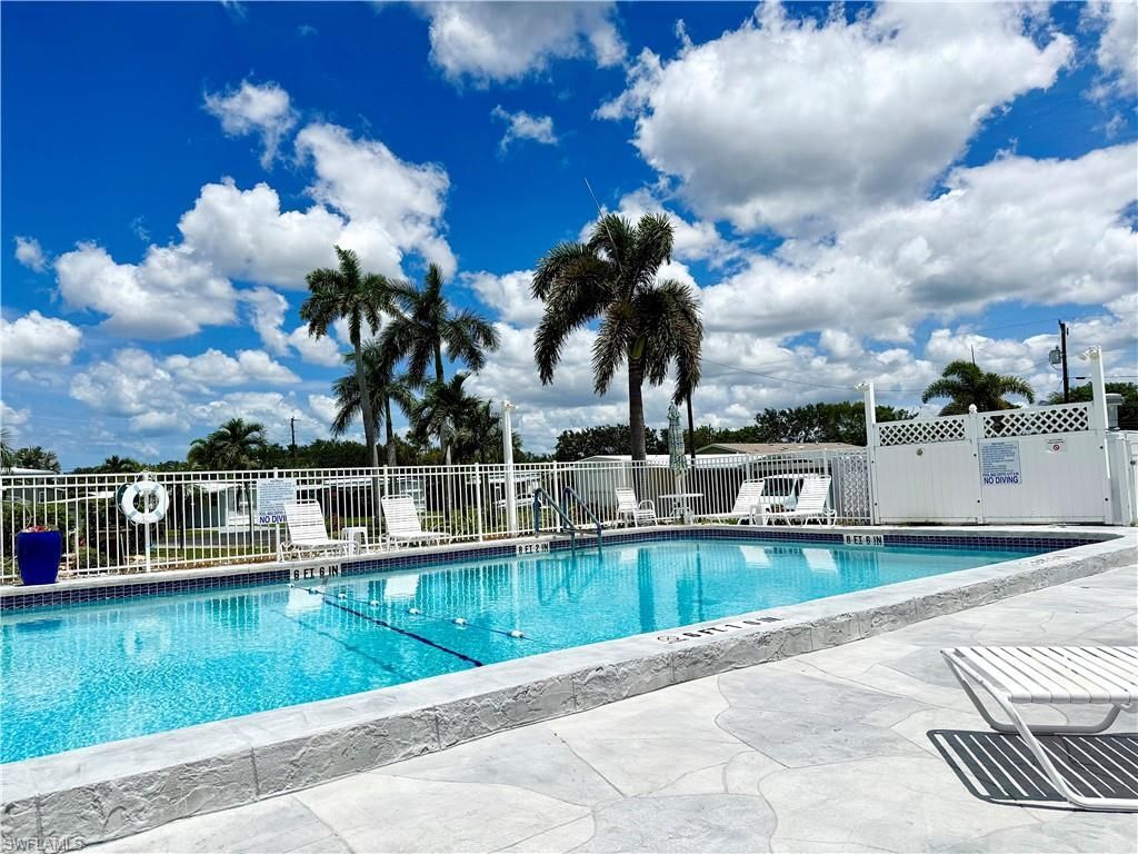 133 Redwood Ln, Naples, FL 34114 Photo