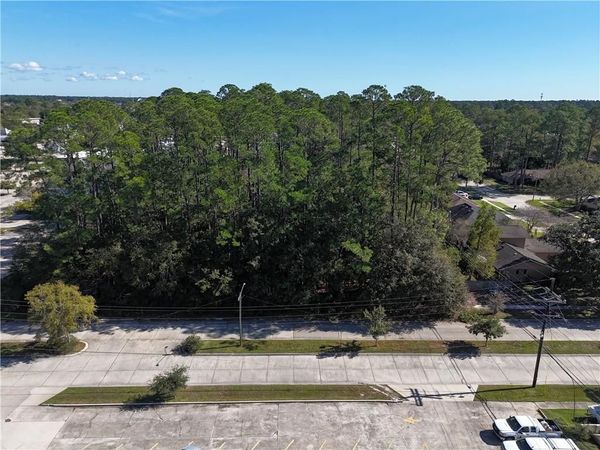 13740 ENGLEWOOD Drive , Slidell, LA 70458