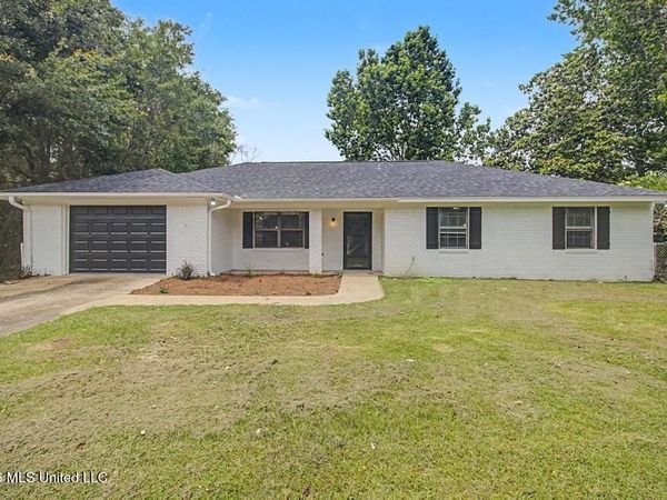15298 Baywood Circle, Gulfport, MS 39503