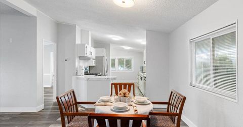 5901 Newbrook Cir #117, Riverbank, CA 95367 Photo