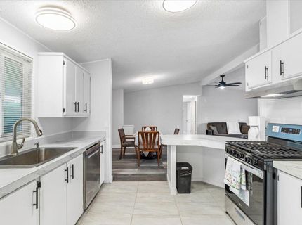 5901 Newbrook Cir #117, Riverbank, CA 95367 Photo