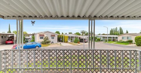 5901 Newbrook Cir #117, Riverbank, CA 95367 Photo