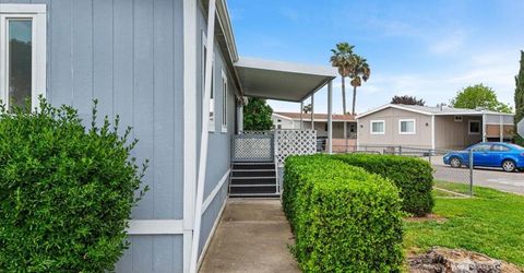 5901 Newbrook Cir #117, Riverbank, CA 95367 Photo