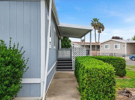 5901 Newbrook Cir #117, Riverbank, CA 95367 Photo
