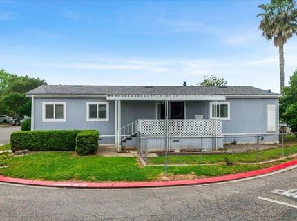 5901 Newbrook Cir #117, Riverbank, CA 95367 Photo