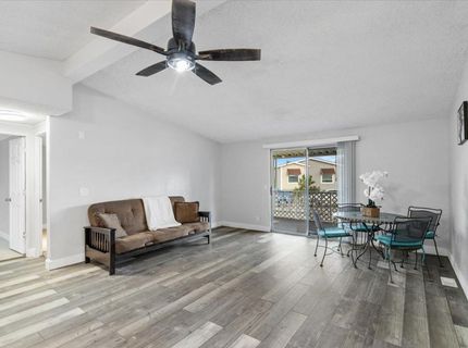 5901 Newbrook Cir #117, Riverbank, CA 95367 Photo