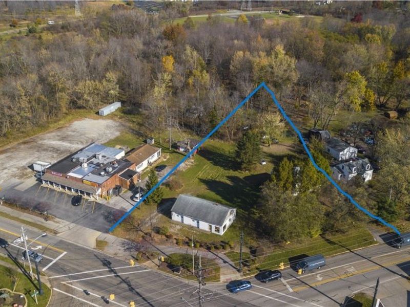 25953 Broadway Avenue, Oakwood Village, OH 44146 Photo 2