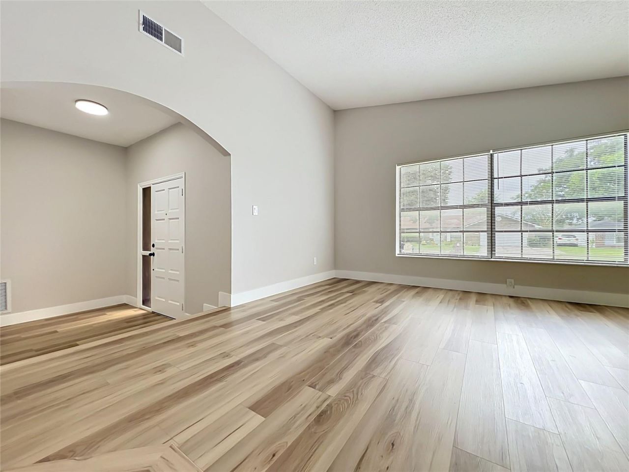 8646 Park Highland Drive, Orlando, FL 32818 Photo
