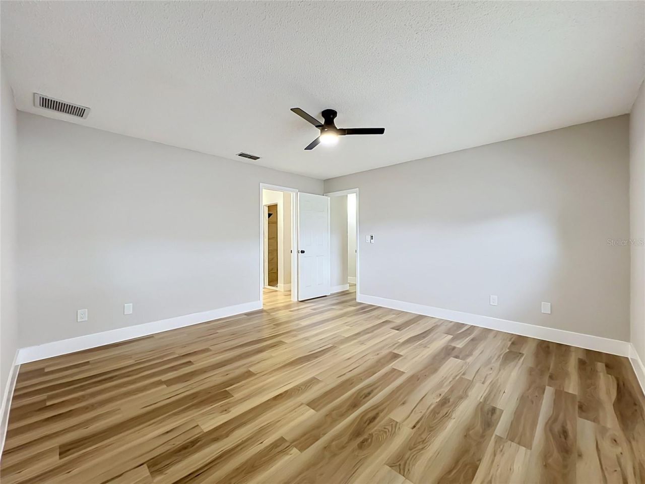 8646 Park Highland Drive, Orlando, FL 32818 Photo